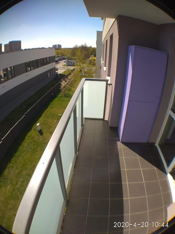 2060 Zwyciestwa 5G - Tanie Pokoje W Apartamencie - Samodzielne Zameldowanie - Self Check In Poznań Exterior foto